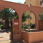 호텔 Alhambra