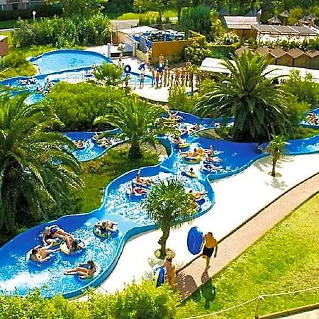 Alhambra מלון