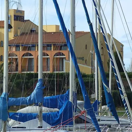 Alhambra 2* Agde