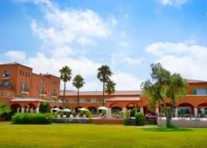 Ξενοδοχείο Alhambra 2*