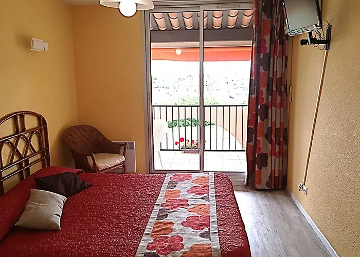 Ξενοδοχείο Alhambra 2*